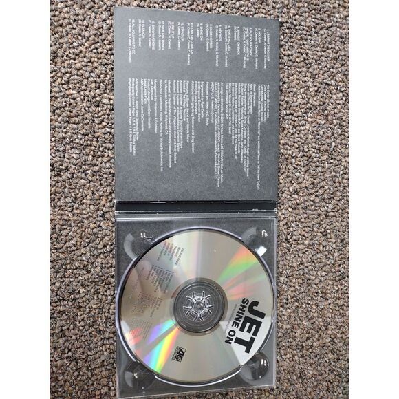 Shine on - Audio CD By JET - VERY GOOD CONDITION - Picture 2 of 6